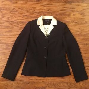 NWT Ann Taylor Blazer and sleeveless top size 8